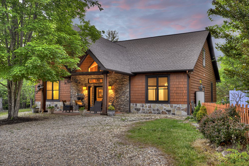 Blue Ridge Cabin - Snowbird Sanctuary & Snowbird Nest - Exterior