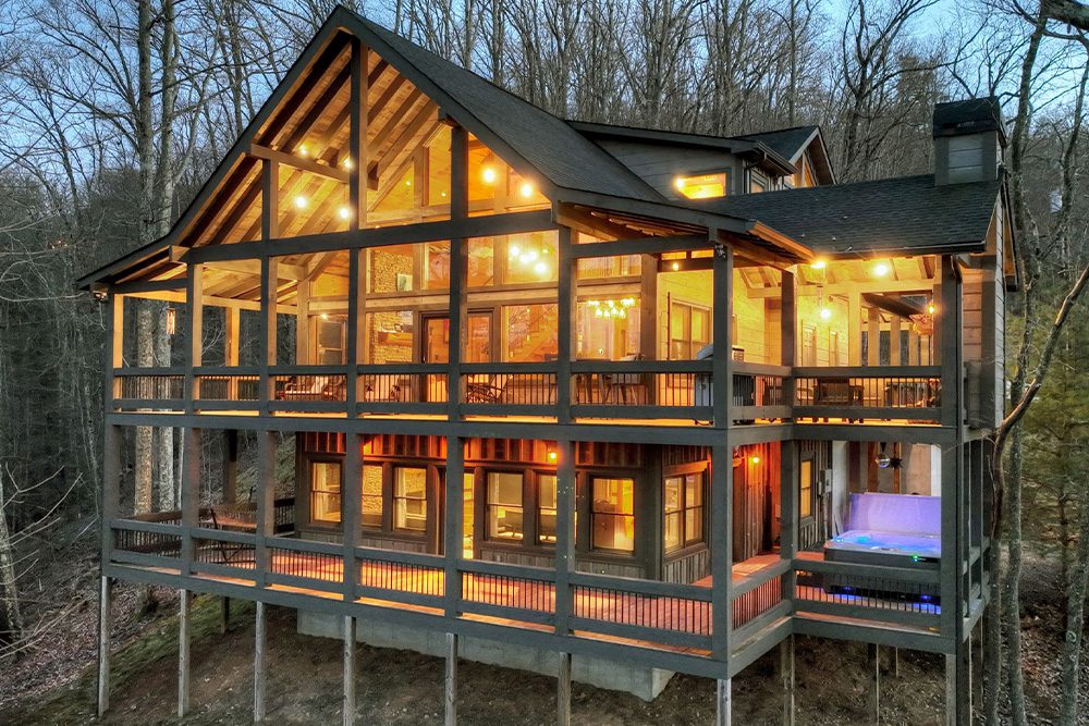 Blue Ridge - Firefly Retreat - Featured