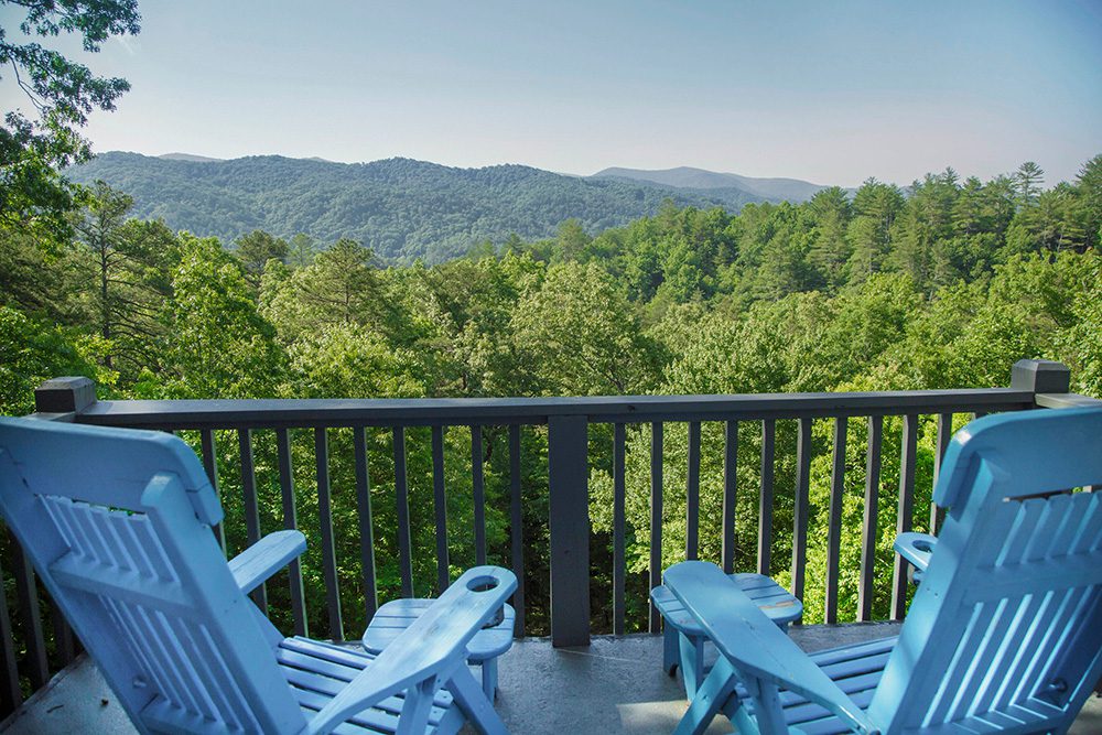 blue-ridge-tree-hugger-cabin-exterior-feature