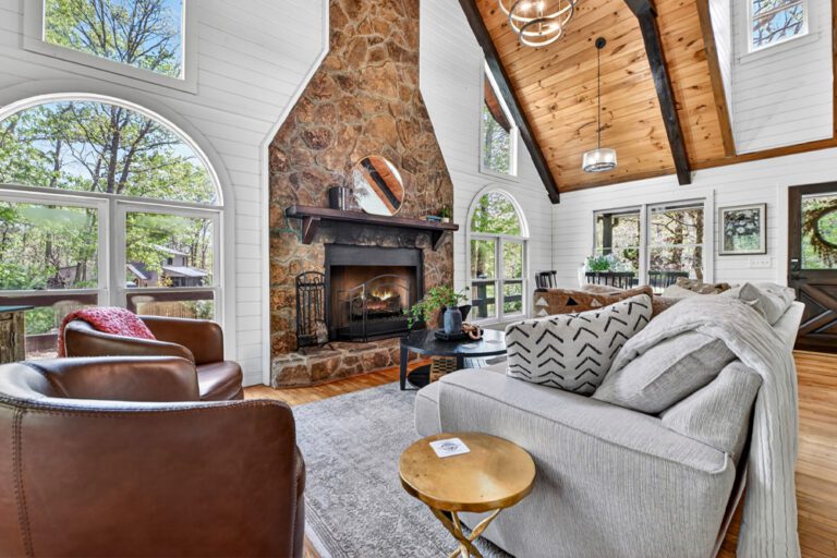 blue ridge laurel ridge retreat featured