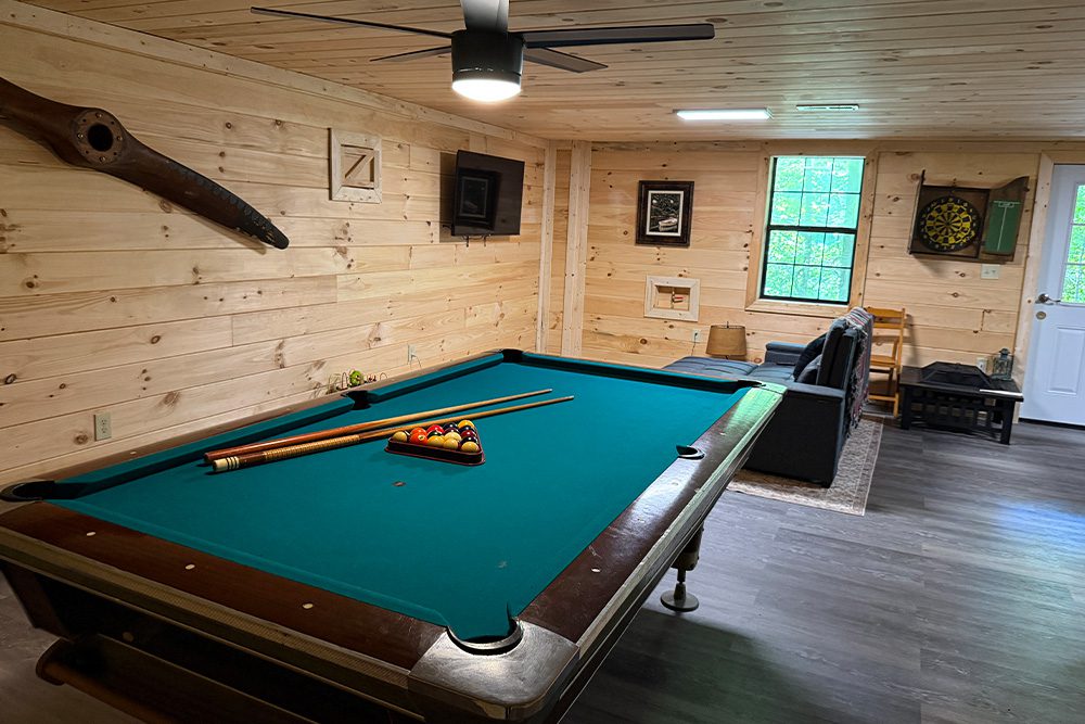Blue Ridge - Chestnut Bearcation - Temp Featured