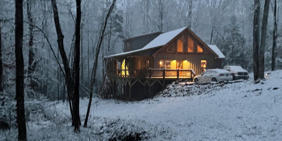 Blairsville - Holly Berry Hill - Exterior