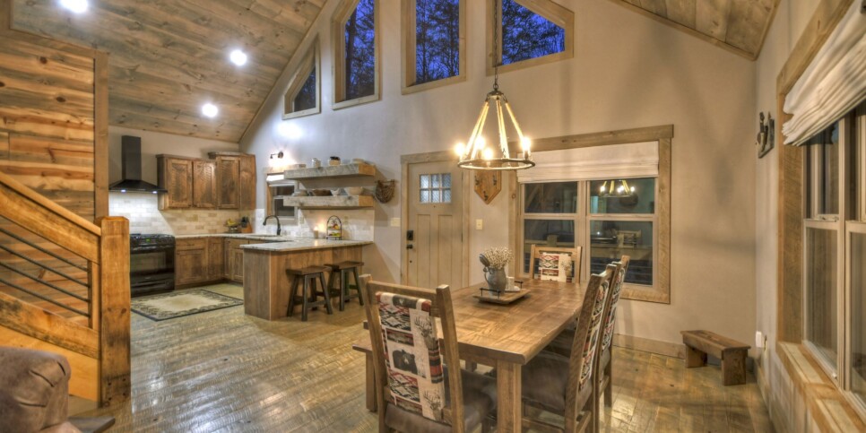 Blairsville - Holly Berry Hill - Kitchen