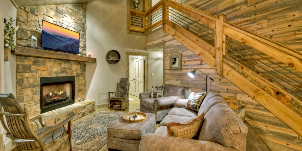 blairsville holly berry hill living room