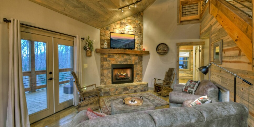 blairsville holly berry hill living room