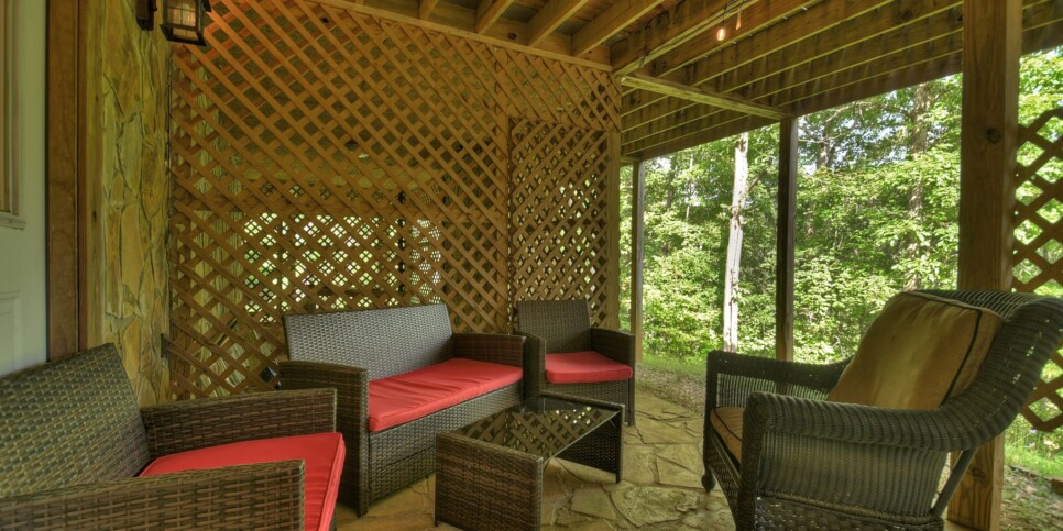 Blue Ridge - Buffalo Ridge - Exterior