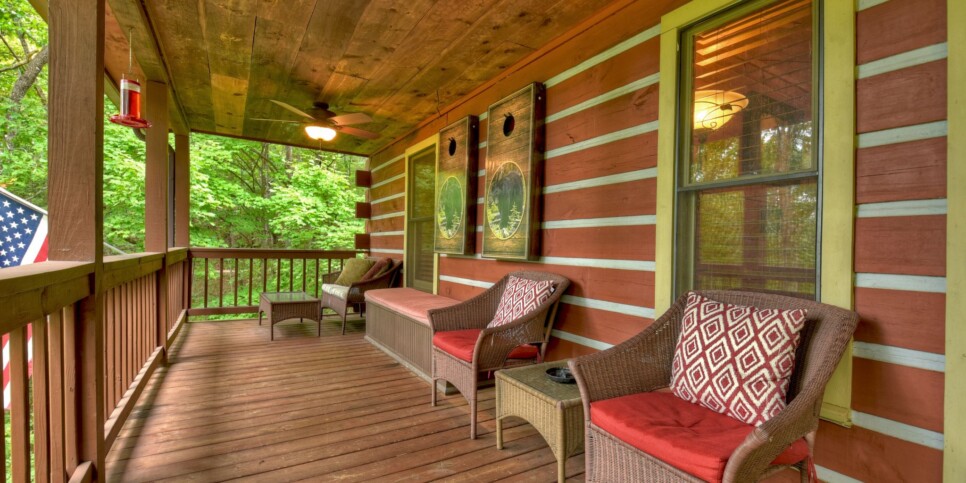 Blue Ridge Cabin - Mamas Bear Hideaway - Exterior