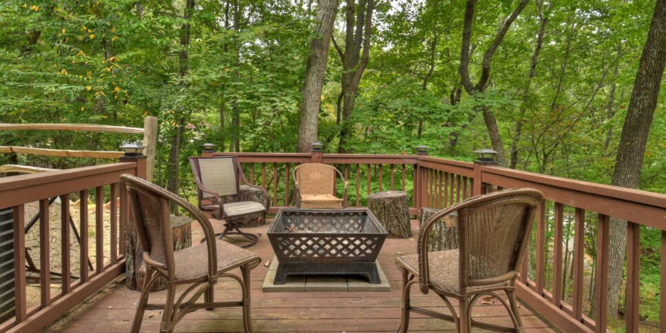 Blue Ridge Cabin - Mamas Bear Hideaway - Exterior