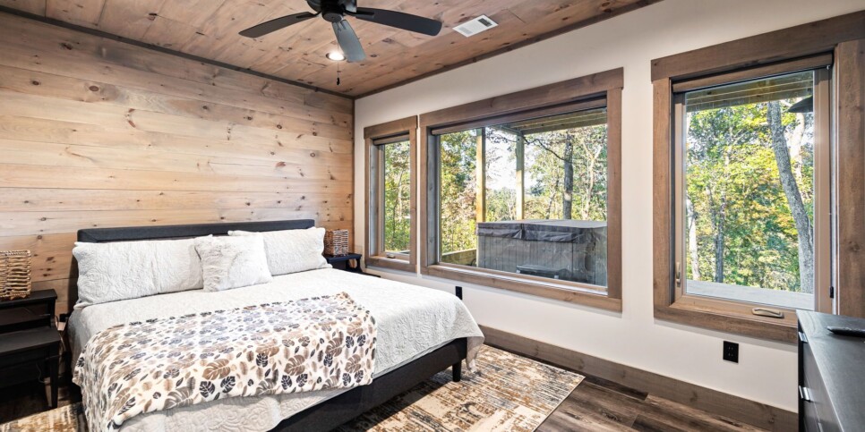 Blue Ridge Cabin - Modern River Retreat - Bedroom