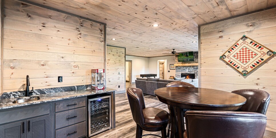 Blue Ridge Cabin - Modern River Retreat - Rec