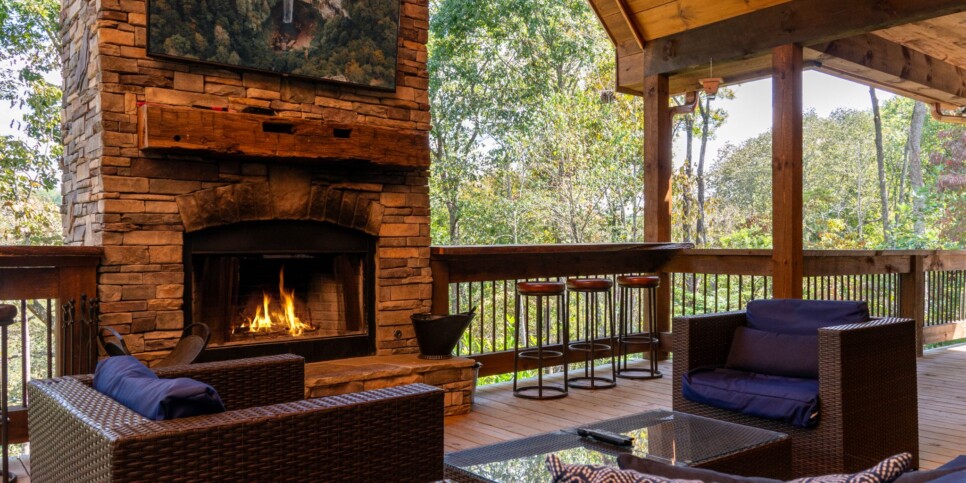 Blue Ridge Cabin - Toccoa River Mist - Exterior