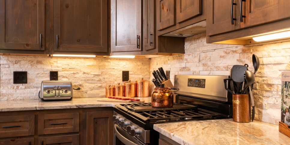 Blue Ridge Cabin - Toccoa River Mist - Kitchen