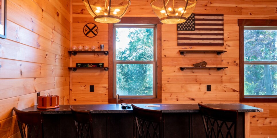 Blue Ridge Cabin - Toccoa River Mist - Rec Room