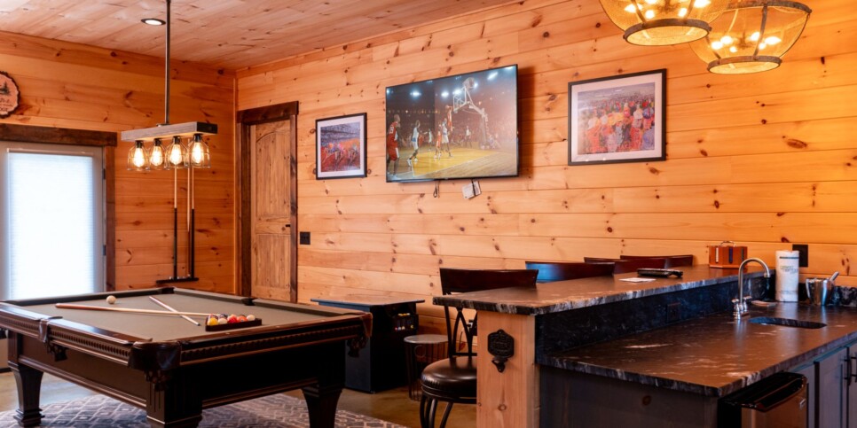 Blue Ridge Cabin - Toccoa River Mist - Rec Room