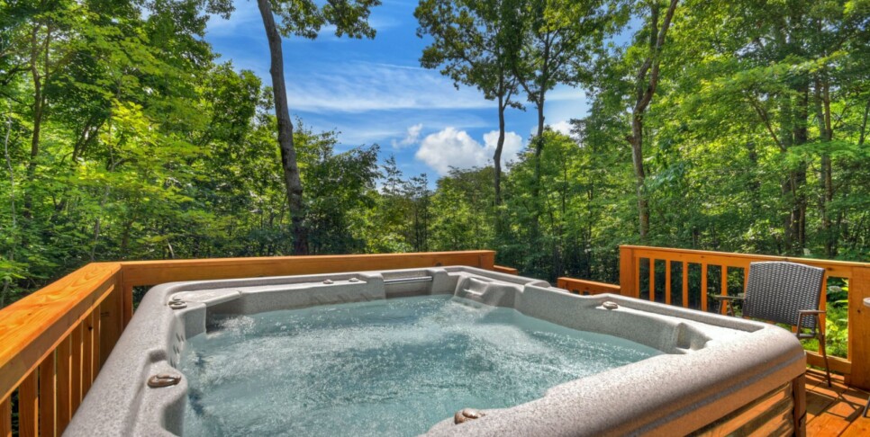 Blue Ridge - Almost Heaven - Exterior