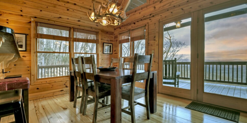 Blue Ridge Cabin - Appalachian Sunrise - Kitchen