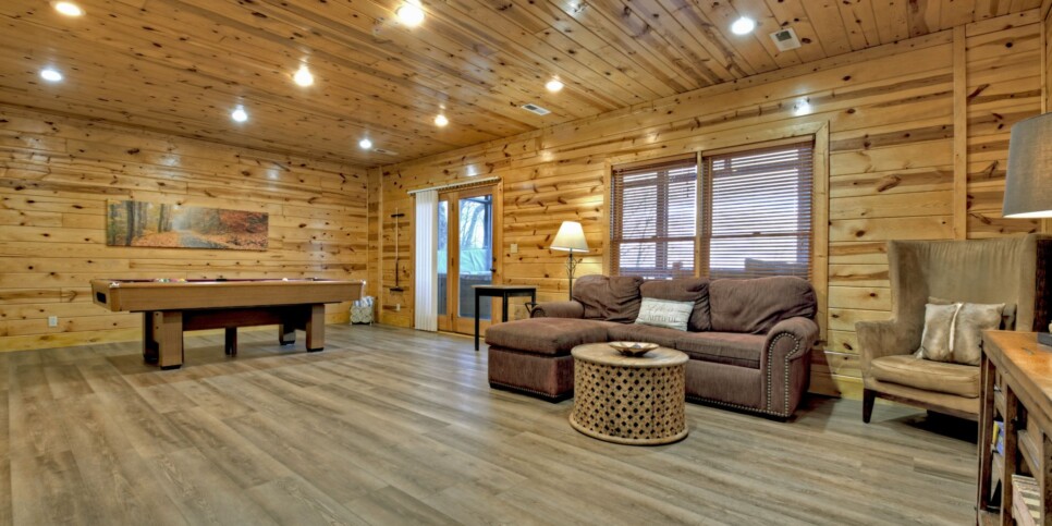 Blue Ridge Cabin - Appalachian Sunrise - Rec Room