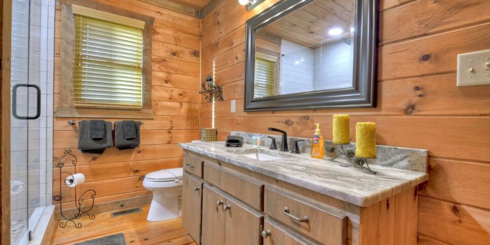 Blue Ridge - Castle Creek - Bathroom