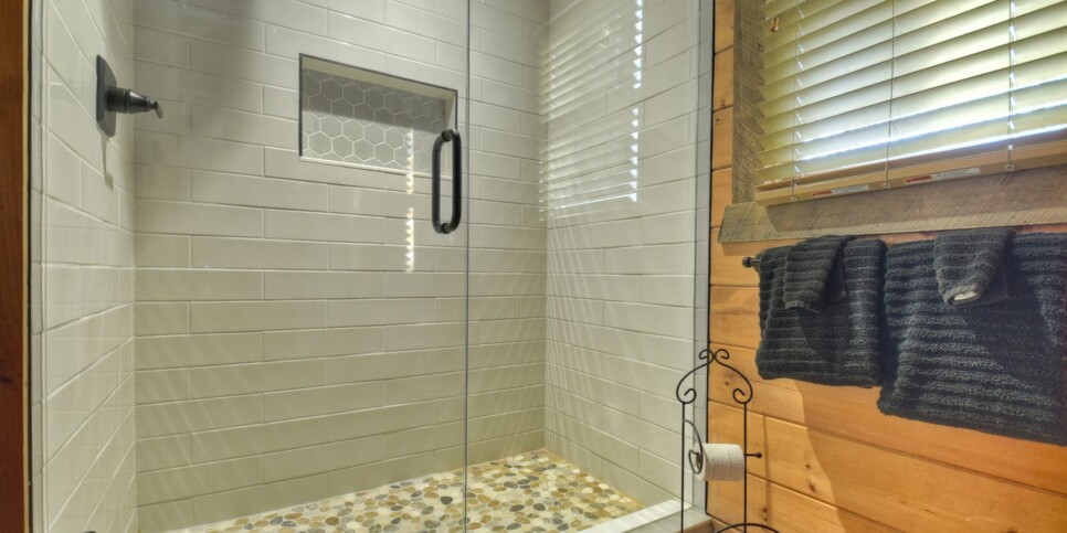Blue Ridge - Castle Creek - Bathroom