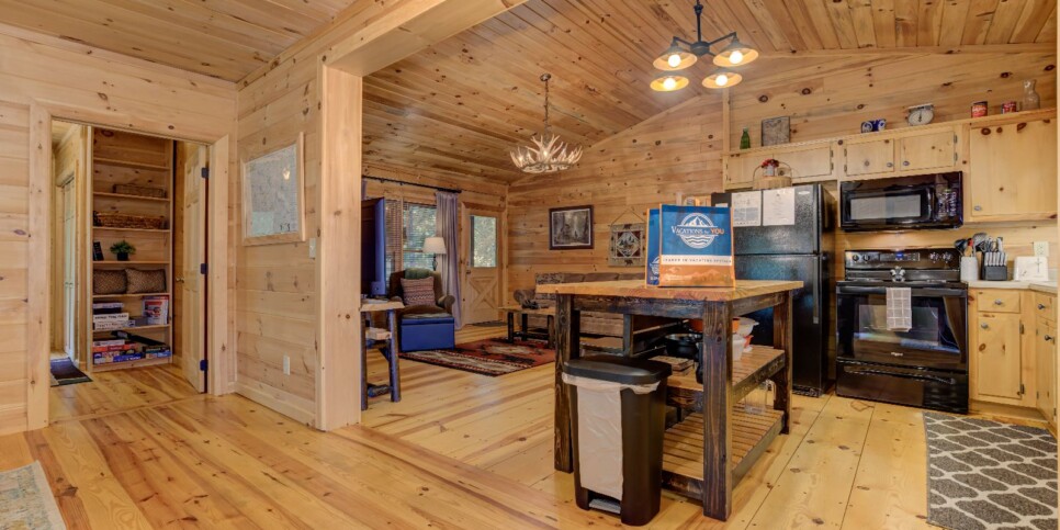 Blue Ridge - Four Seasons - Kitchen