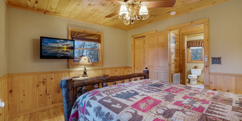 Blue Ridge - Mountain Therapy - Bedroom