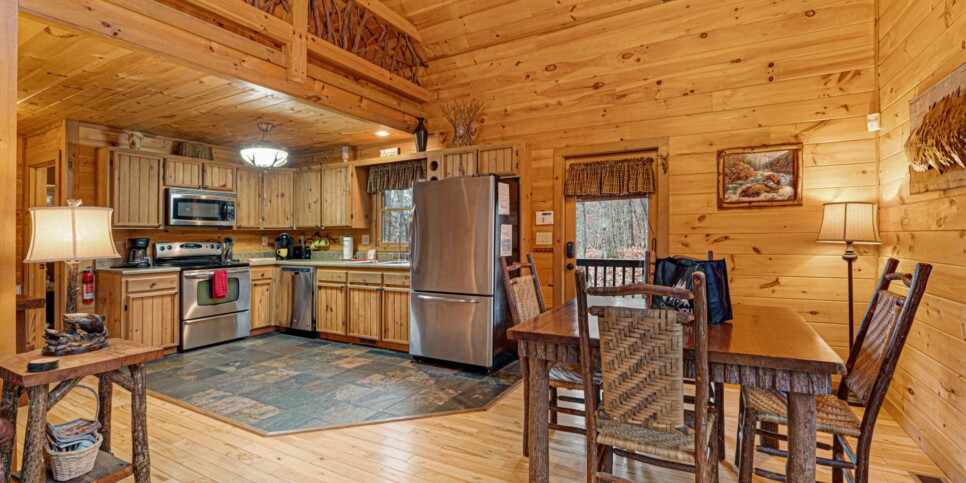 Blue Ridge - Mountain Therapy - Kitchen