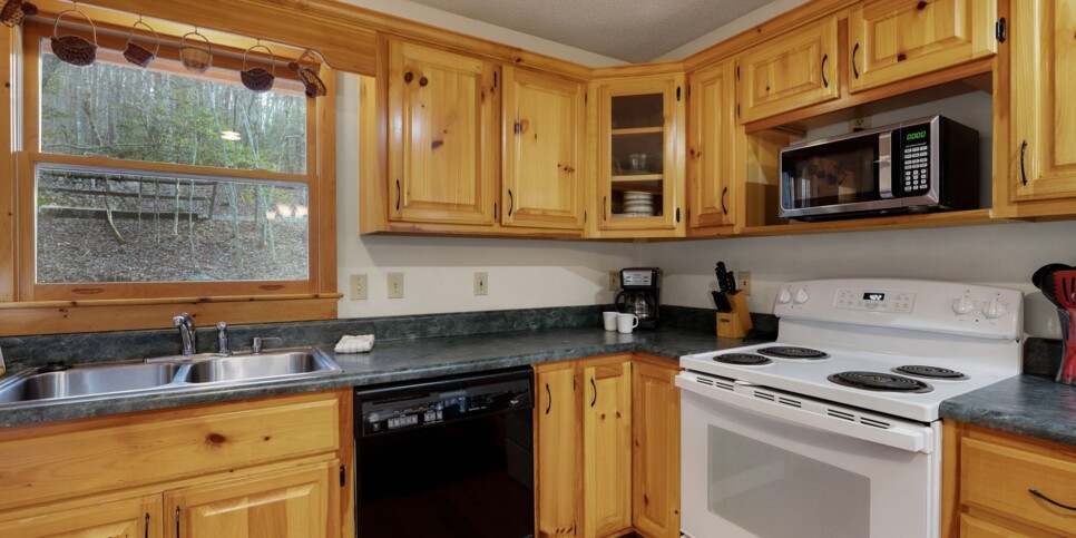 Blue Ridge - Peaceful Living - Kitchen