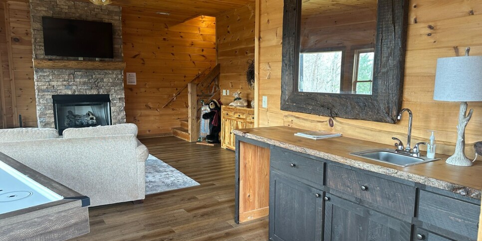 Blue Ridge - View-Topia - Rec Room