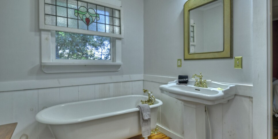 Snowbird and Sanctuary - Bathroom