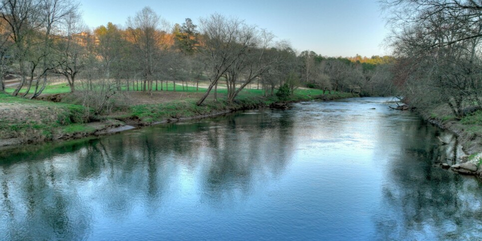 Blue Ridge - Modern River Retreat - Exterior