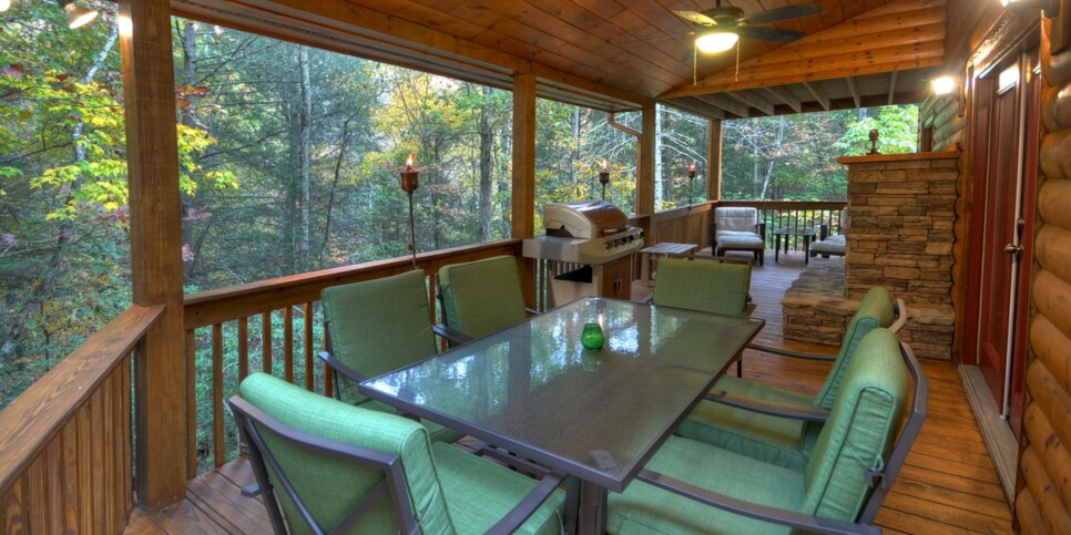 Blue Ridge - Castle Creek - Exterior