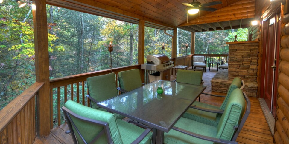 Blue Ridge - Castle Creek - Exterior