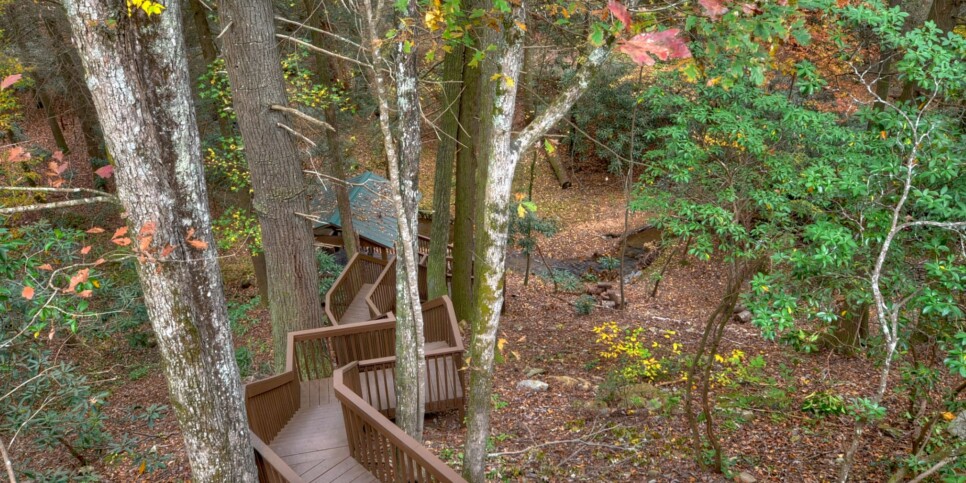 Blue Ridge - Castle Creek - Exterior