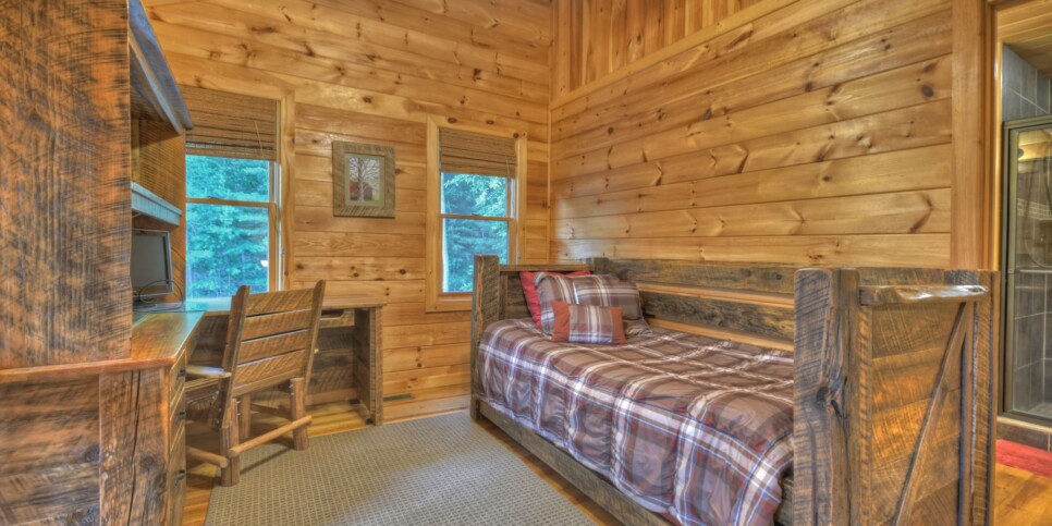 Blue Ridge - Eagles Landing - Bedroom
