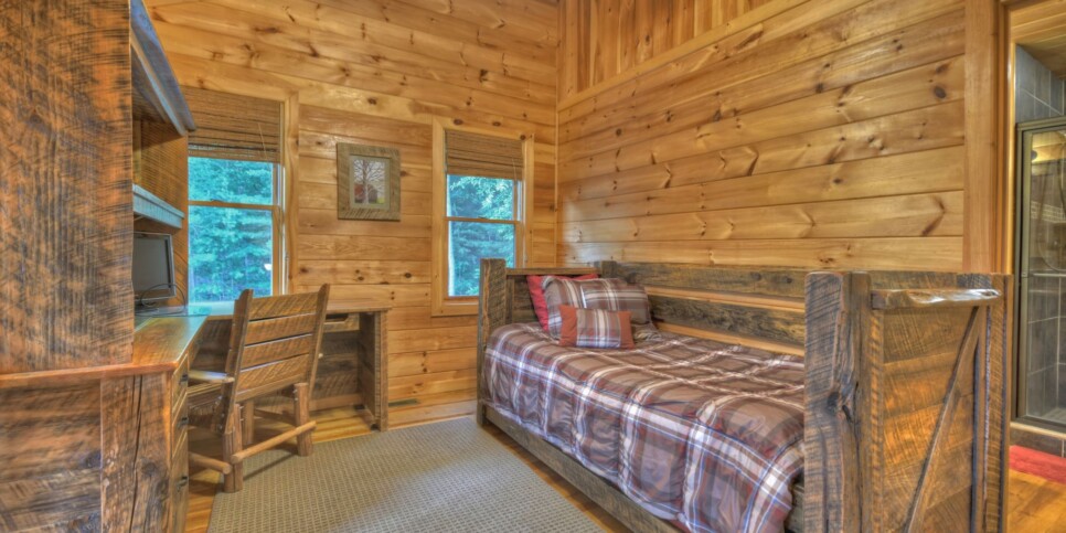 Blue Ridge - Eagles Landing - Bedroom