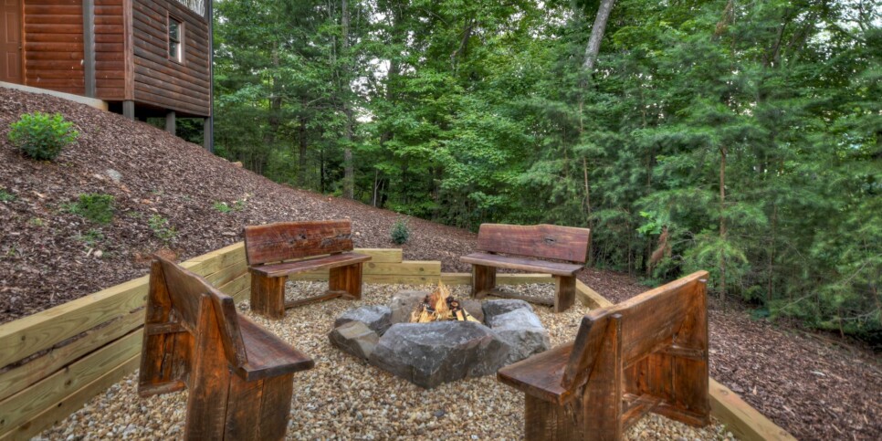 Blue Ridge - Eagles Landing - Exterior