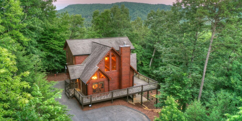 Blue Ridge - Eagles Landing - Exterior