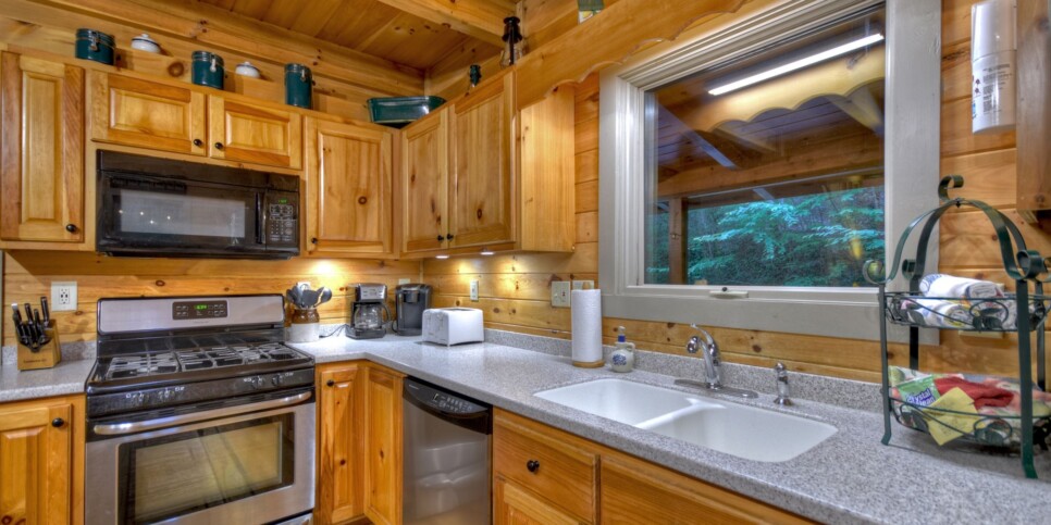 Blue Ridge - K6 Lodge - Kitchen