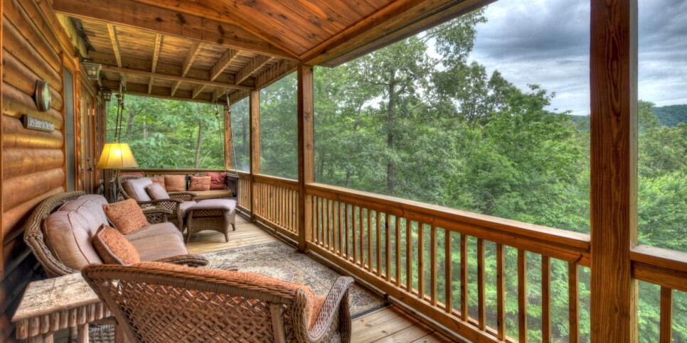 Blue Ridge - Pursuit of Happiness - Exterior