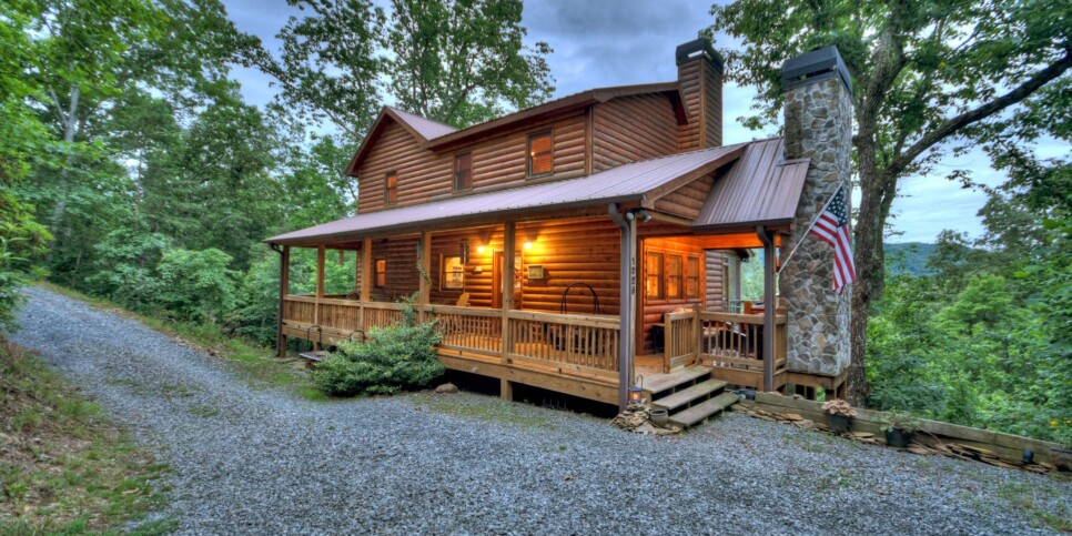 Blue Ridge - Pursuit of Happiness - Exterior