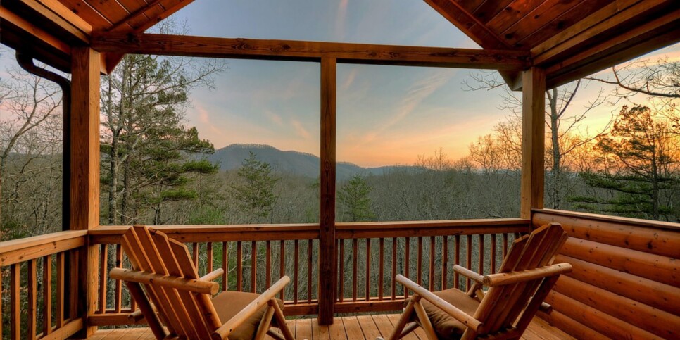 Blue Ridge - Pursuit of Happiness - Exterior
