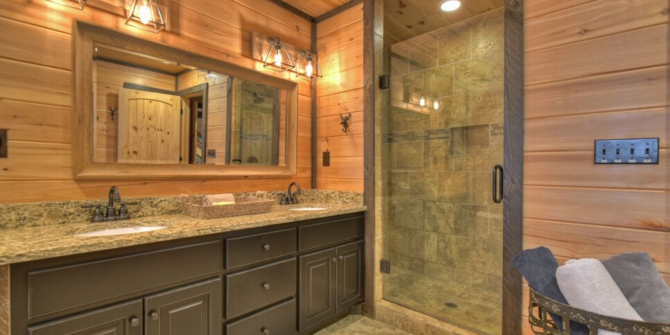Blue Ridge - Skyfall - Bathroom