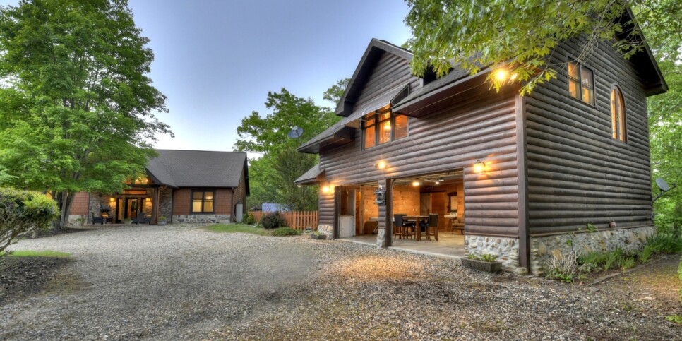 Blue Ridge Cabin - Snowbird Sanctuary & Snowbird Nest - Exterior