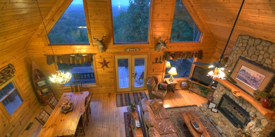 Blue Ridge Cabin - The View - Living