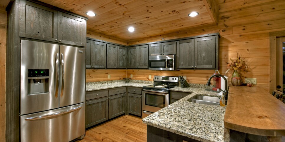 Blue Ridge Cabin - View Topia - Kitchen