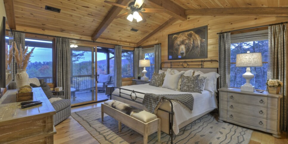 georgia-a-starry-night-cabin-bedroom-4