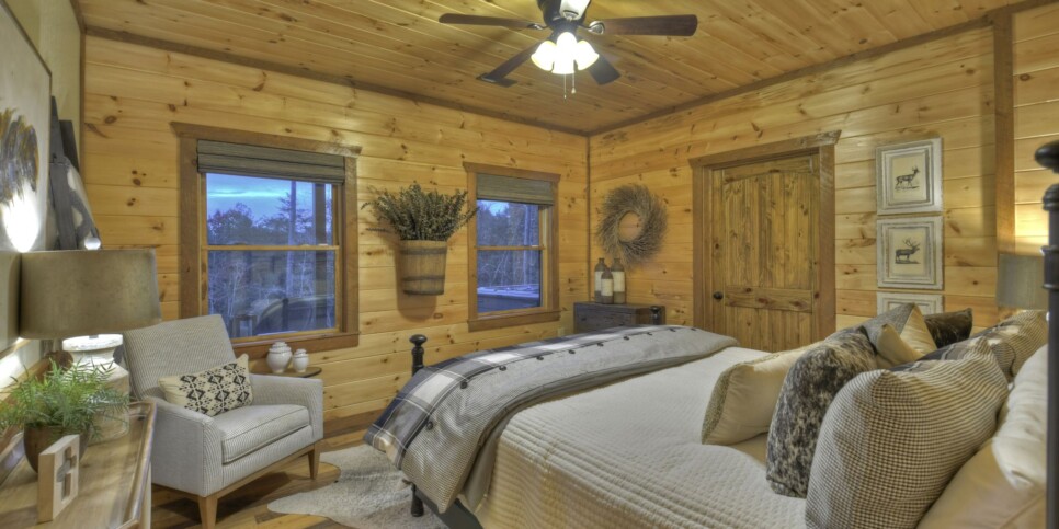 georgia-a-starry-night-cabin-bedroom-6