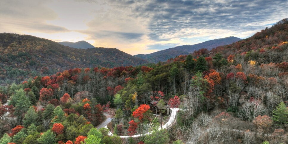 georgia-a-starry-night-cabin-exterior-28
