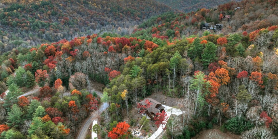 georgia-a-starry-night-cabin-exterior-29