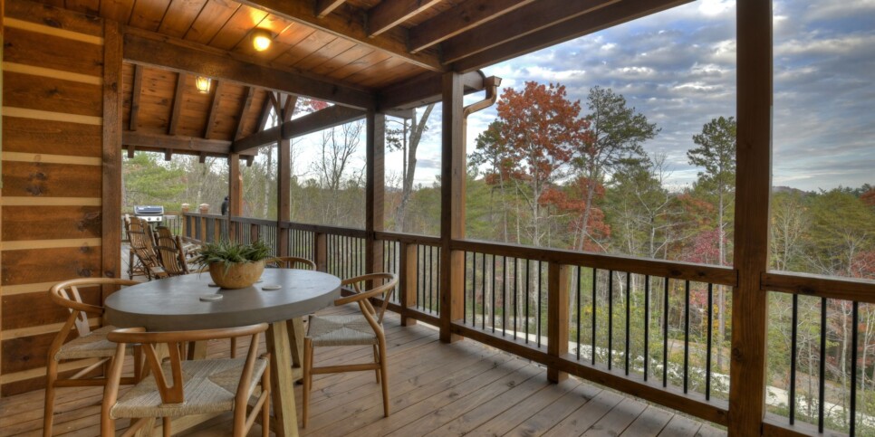 georgia-a-starry-night-cabin-exterior-4